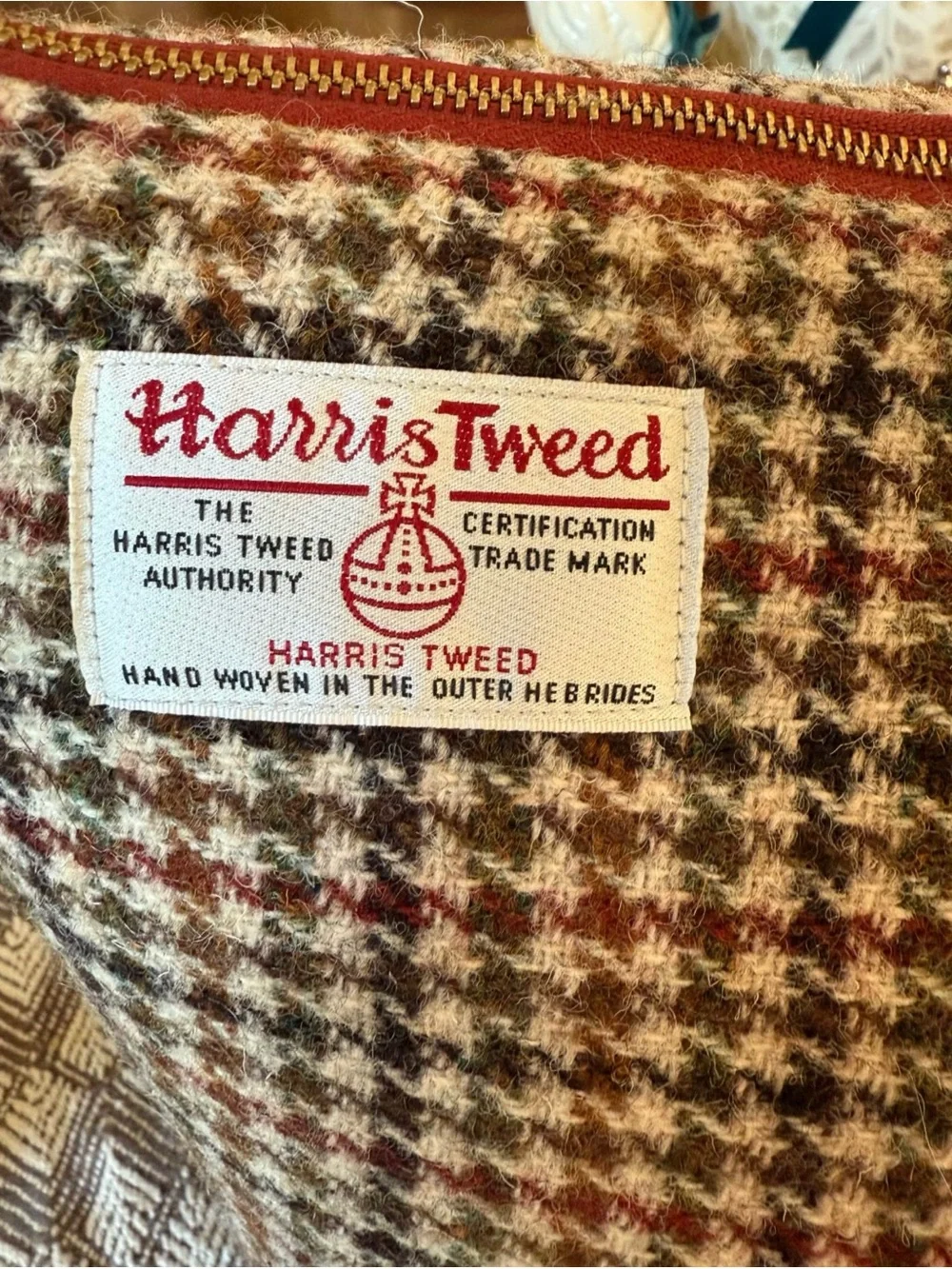 Harris Tweed Houndstooth Pet Carrier Shoulder Bag - Burgundy Trim size small